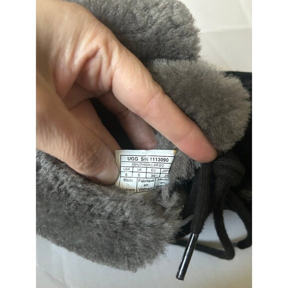 UGG Diara Black Suede Lace-Up Boots size 8 - Picture 8 of 11